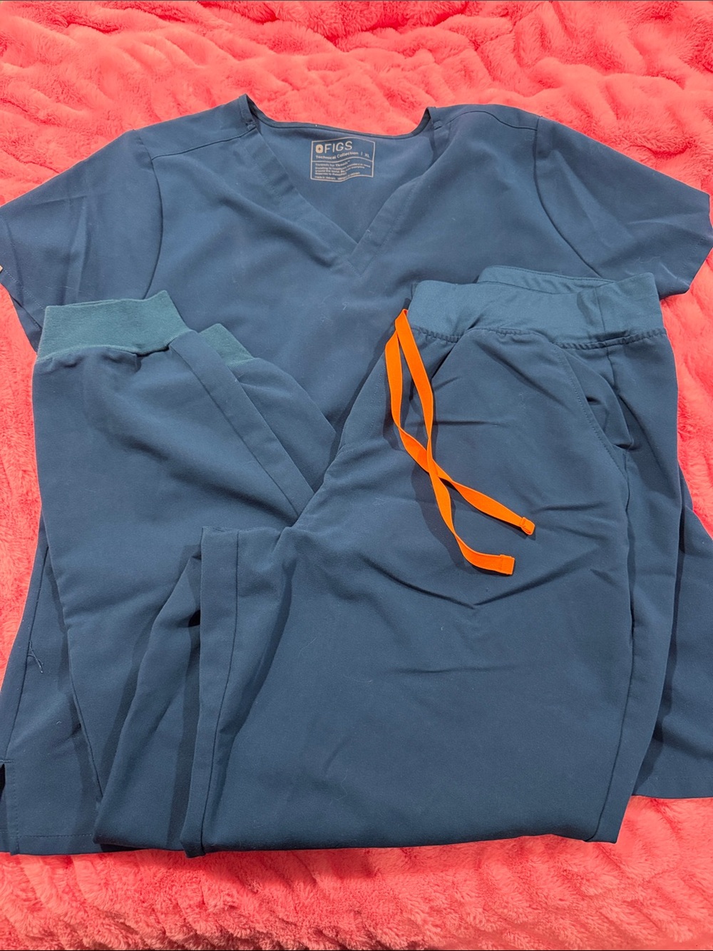 FIGS Blue Scrub Set with Orange Drawstring